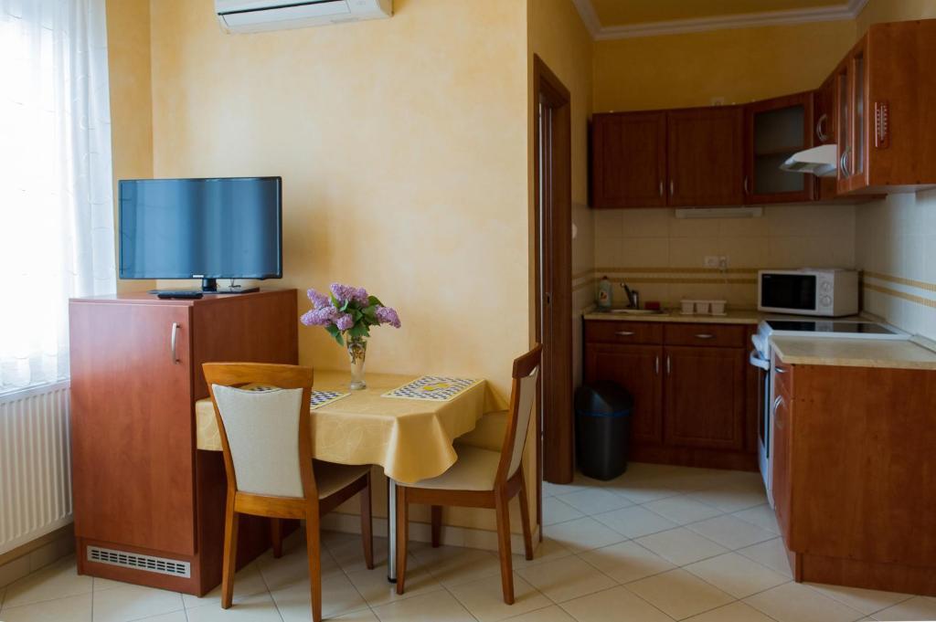 Aura Apartman ไฮจ์ดุสโซบอสโล ห้อง รูปภาพ